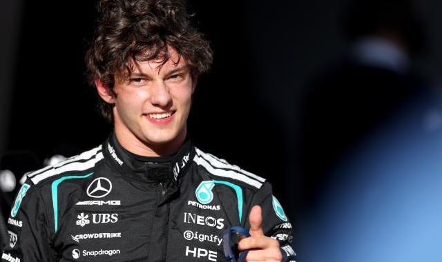 开云app下载-F1中国站安东内利创最年轻杆位纪录 梅奔包揽头排