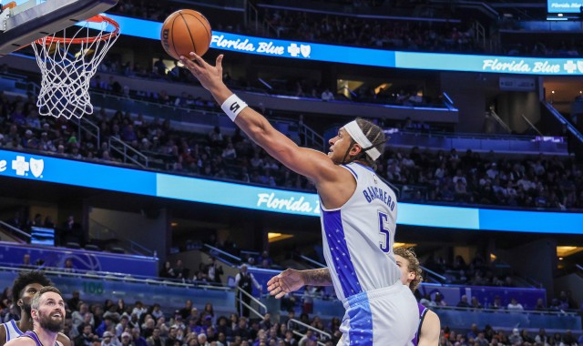 开云登录入口-NBA彩经：火箭统治攻防轻取勇士 掘金主场擒下湖人 马刺力拔活塞